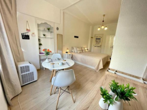 Elegant and Cozy Classic Room